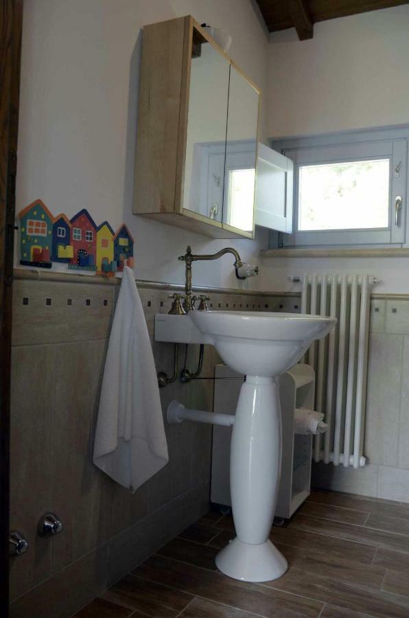 Rifugio Nel Bosco Bed & Breakfast Rieti Bagian luar foto
