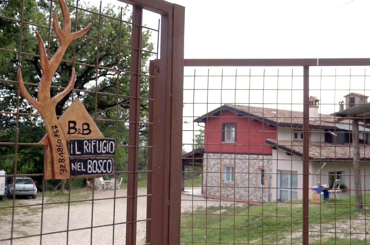 Rifugio Nel Bosco Bed & Breakfast Rieti Bagian luar foto