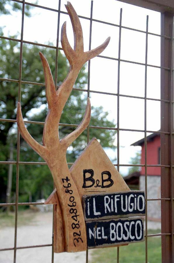 Rifugio Nel Bosco Bed & Breakfast Rieti Bagian luar foto